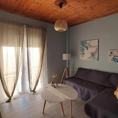 Demi ' S House : σπίτι στο βουνό με μαγευτική θέα! カラマタ