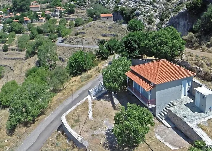 Demi ' S House : σπίτι στο βουνό με μαγευτική θέα! * Каламата