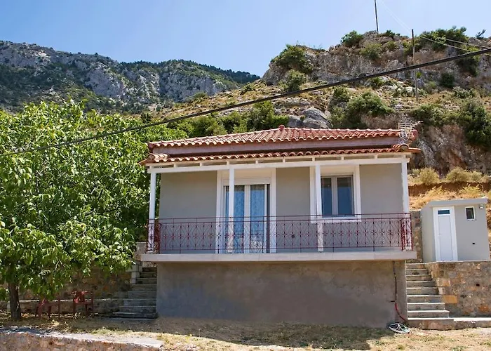 Апартаменты Demi ' S House : σπίτι στο βουνό με μαγευτική θέα! *