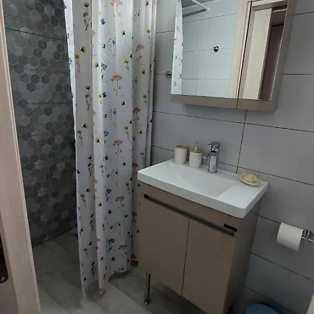 Apartamento Demi ' S House : σπίτι στο βουνό με μαγευτική θέα!
