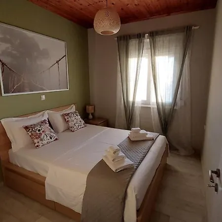 Demi ' S House : σπίτι στο βουνό με μαγευτική θέα! * Kalamata