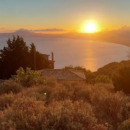 Lägenhet Demi ' S House : σπίτι στο βουνό με μαγευτική θέα!