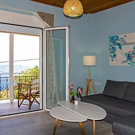 Demi ' S House : σπίτι στο βουνό με μαγευτική θέα! Καλαμάτα