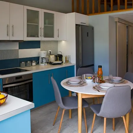 Demi ' S House : σπίτι στο βουνό με μαγευτική θέα! Apartamento *