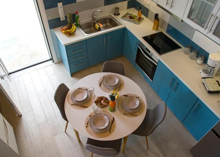 Demi ' S House : σπίτι στο βουνό με μαγευτική θέα!