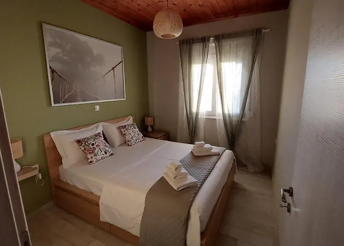 Demi ' S House : σπίτι στο βουνό με μαγευτική θέα! * Kalamata