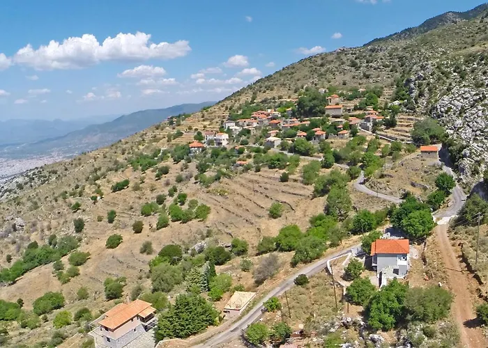 Apartamento Demi ' S House : σπίτι στο βουνό με μαγευτική θέα!