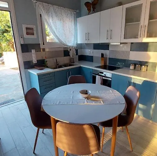 Apartament Demi ' S House : σπίτι στο βουνό με μαγευτική θέα! *