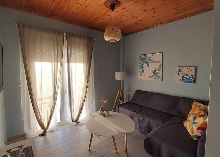 Demi ' S House : σπίτι στο βουνό με μαγευτική θέα! Calamata